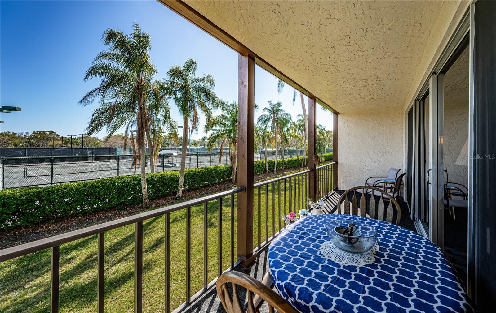BRYNNWOOD CONDO 1 - Residential