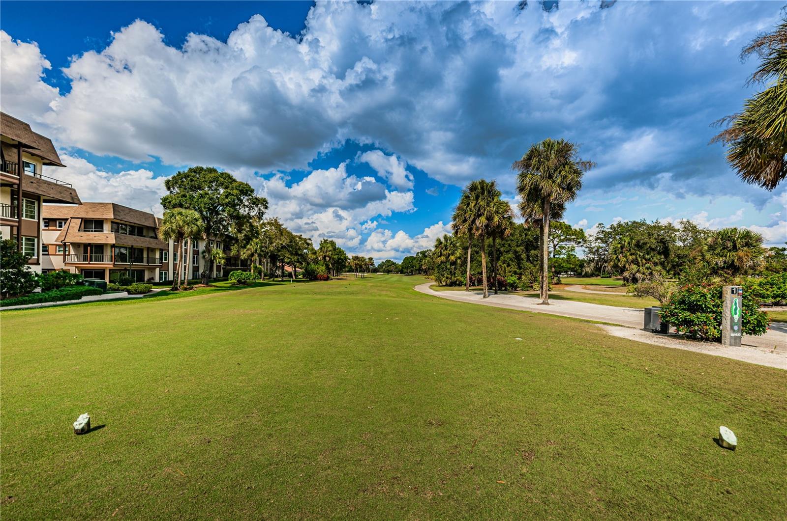BRYNNWOOD CONDO 1 - Residential