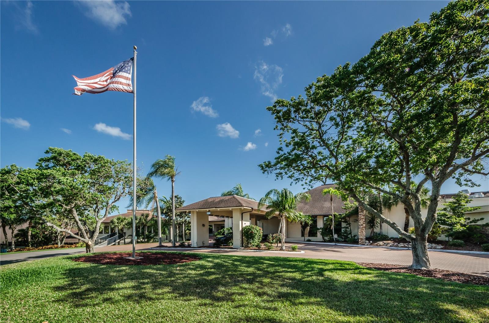BRYNNWOOD CONDO 1 - Residential