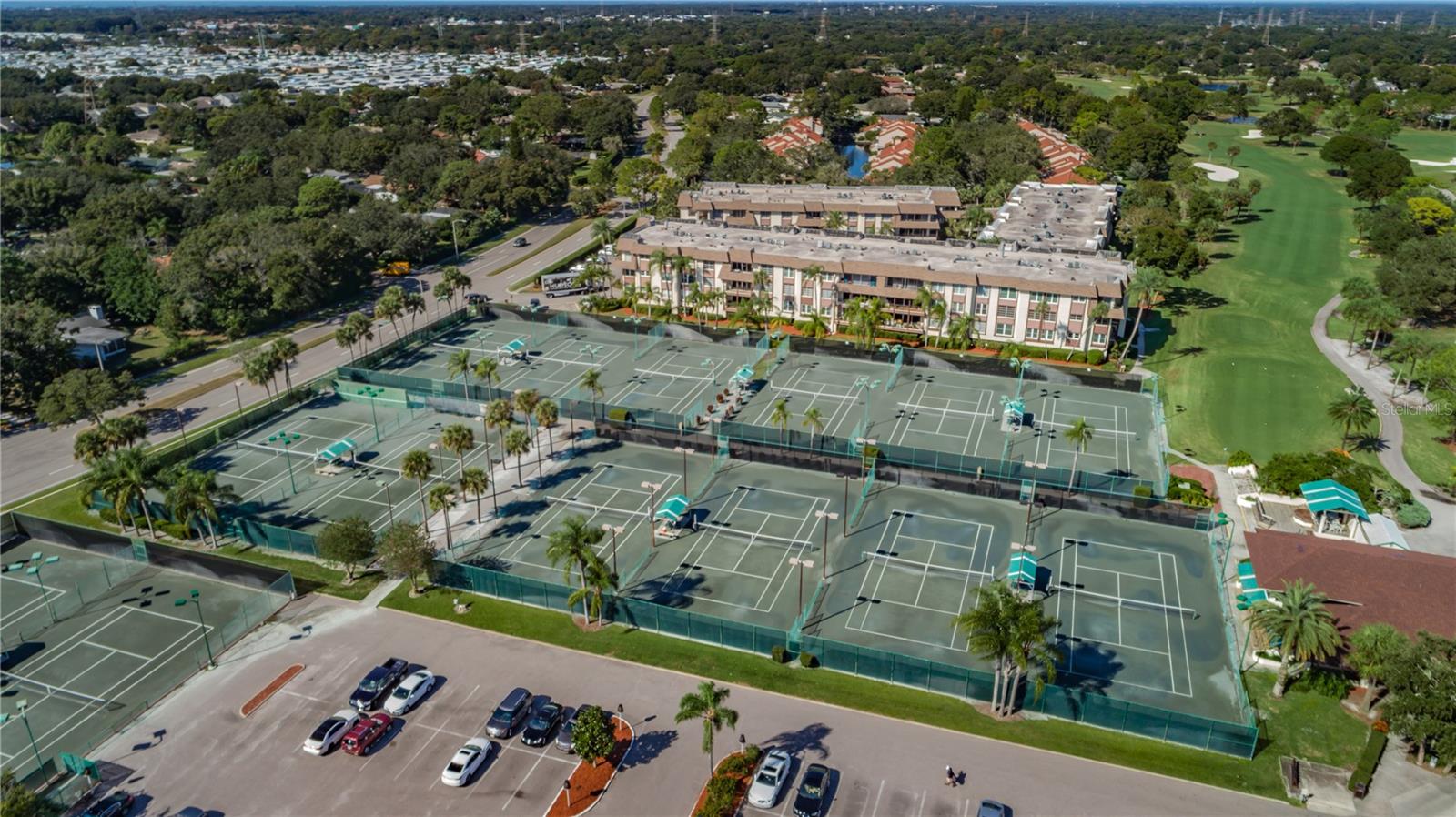 BRYNNWOOD CONDO 1 - Residential