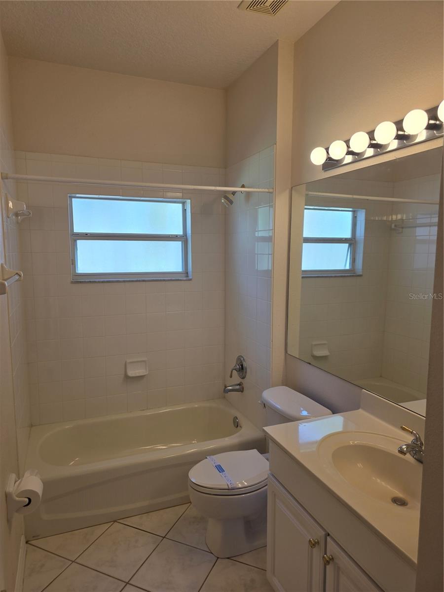 KINGS RIDGE - Residential