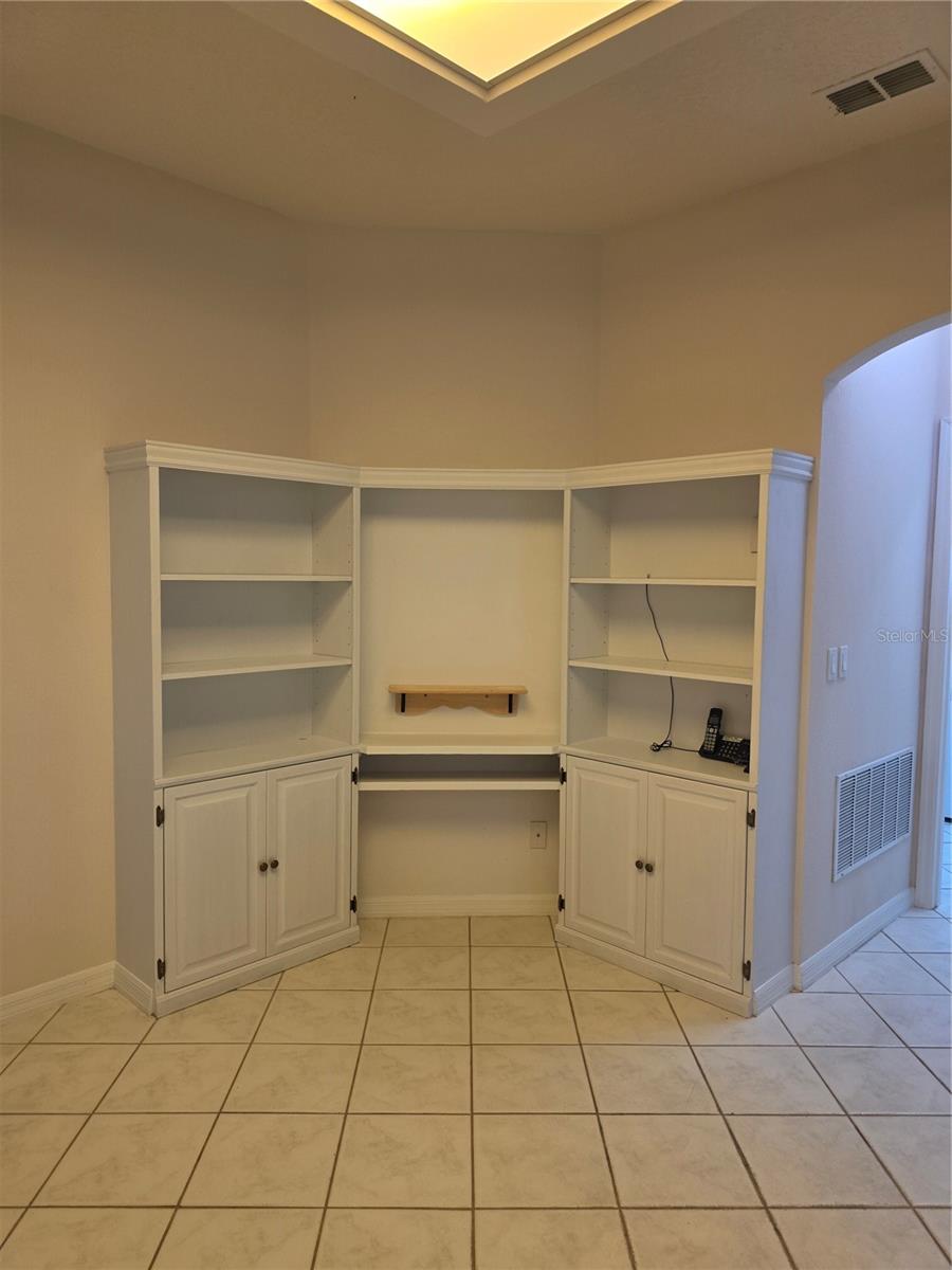 KINGS RIDGE - Residential