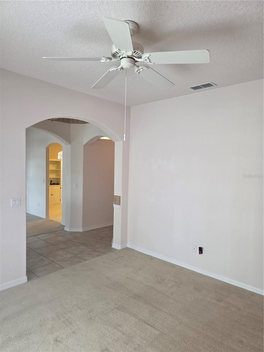 KINGS RIDGE - Residential