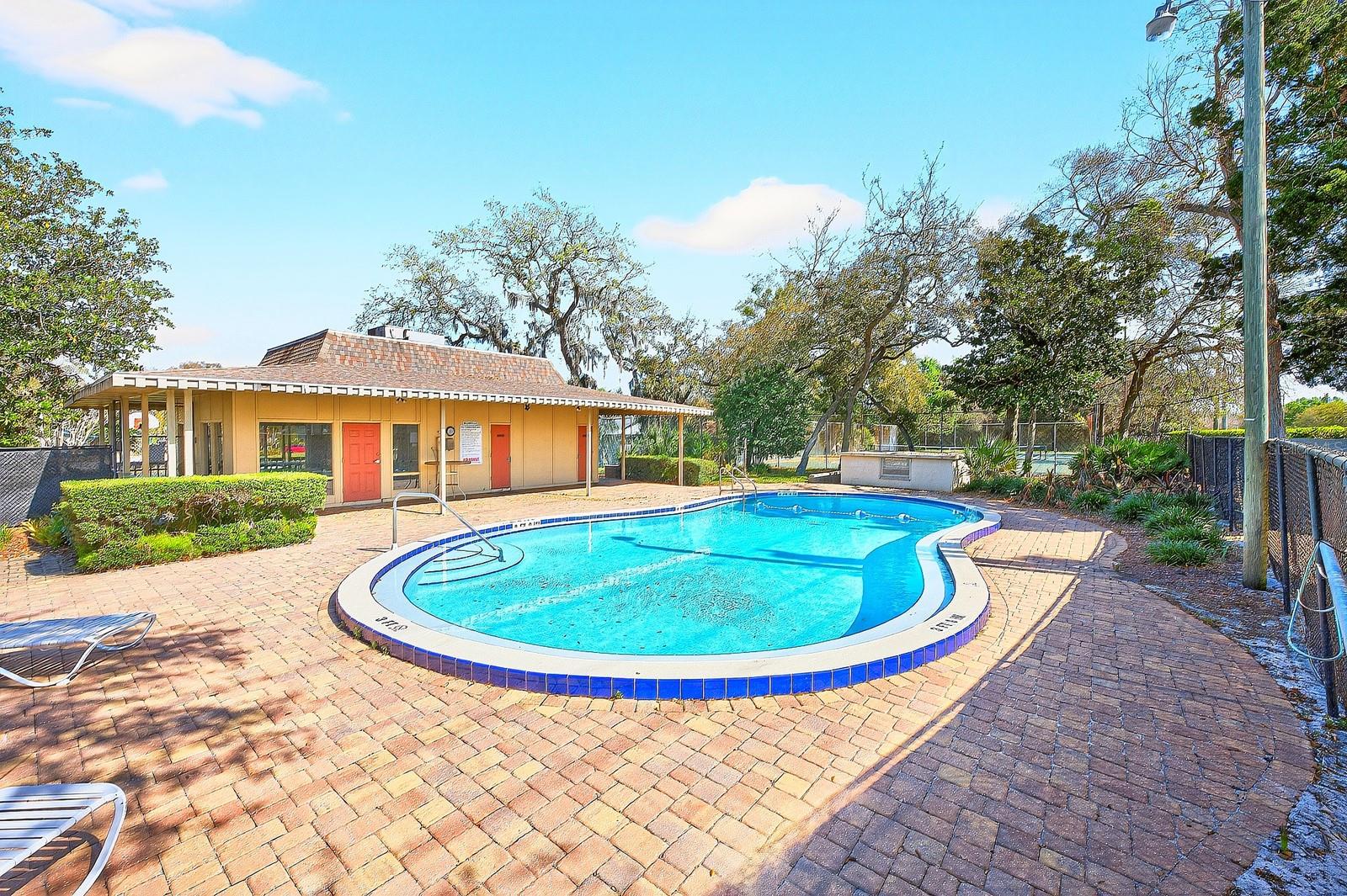 VILLAGE - Residential