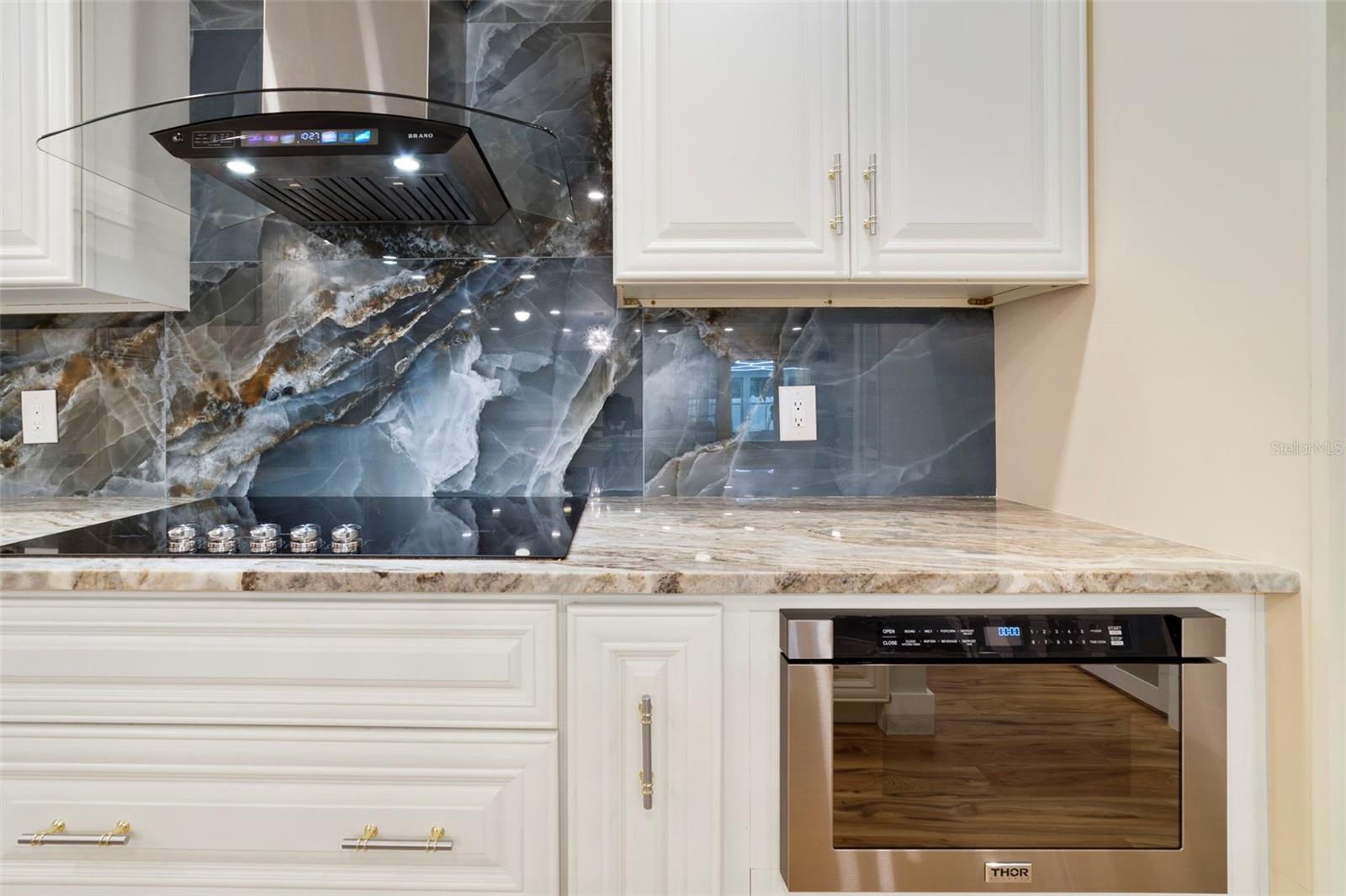 VILLAGE - Residential