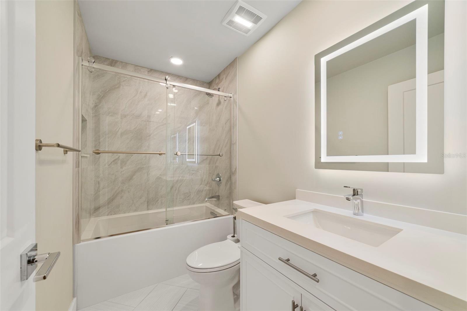 VILLAGE - Residential