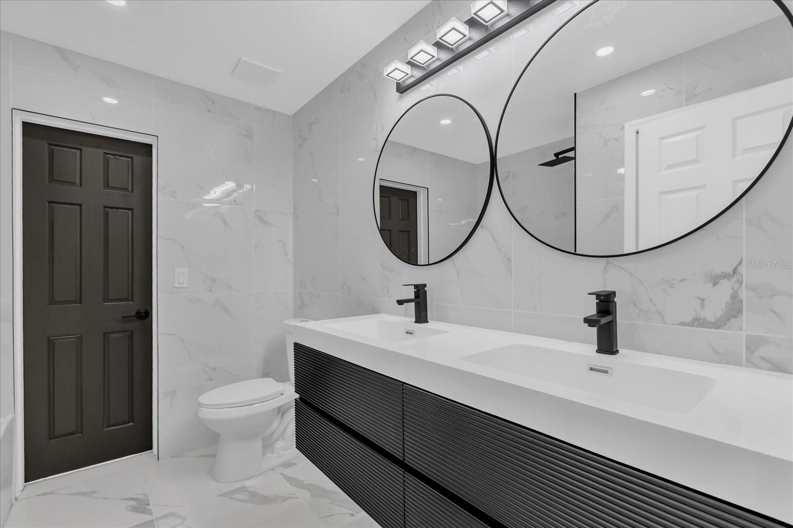 SLEEPY HOLLOW 1ST ADD - Residential