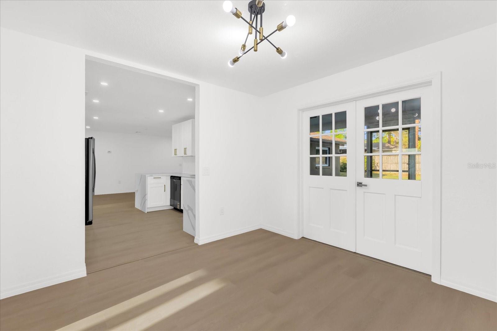 SLEEPY HOLLOW 1ST ADD - Residential