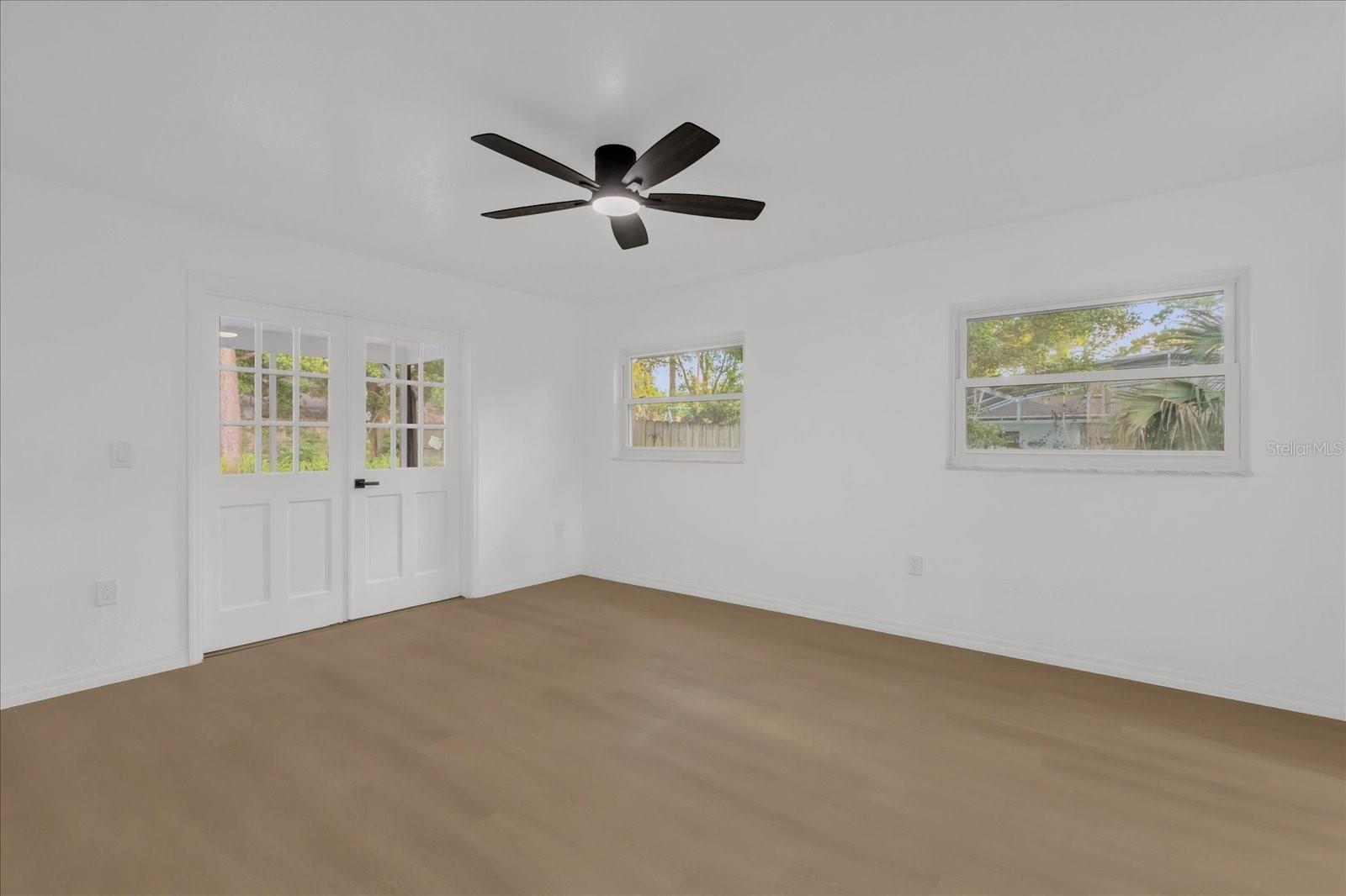 SLEEPY HOLLOW 1ST ADD - Residential