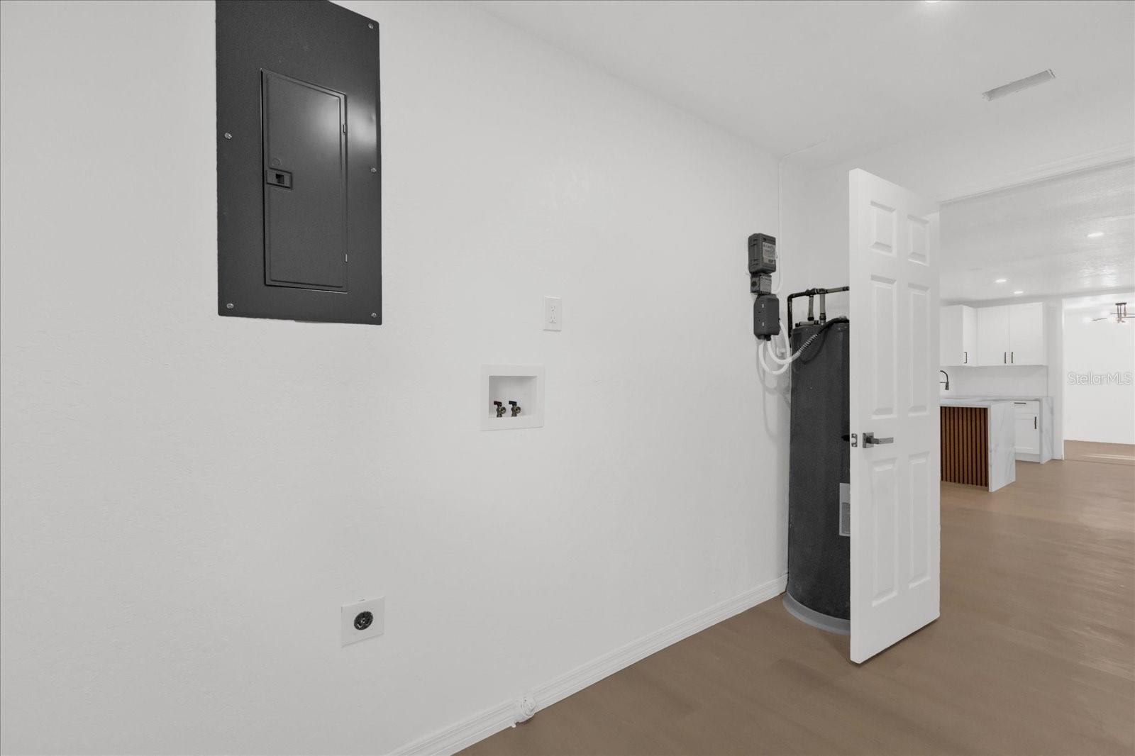 SLEEPY HOLLOW 1ST ADD - Residential