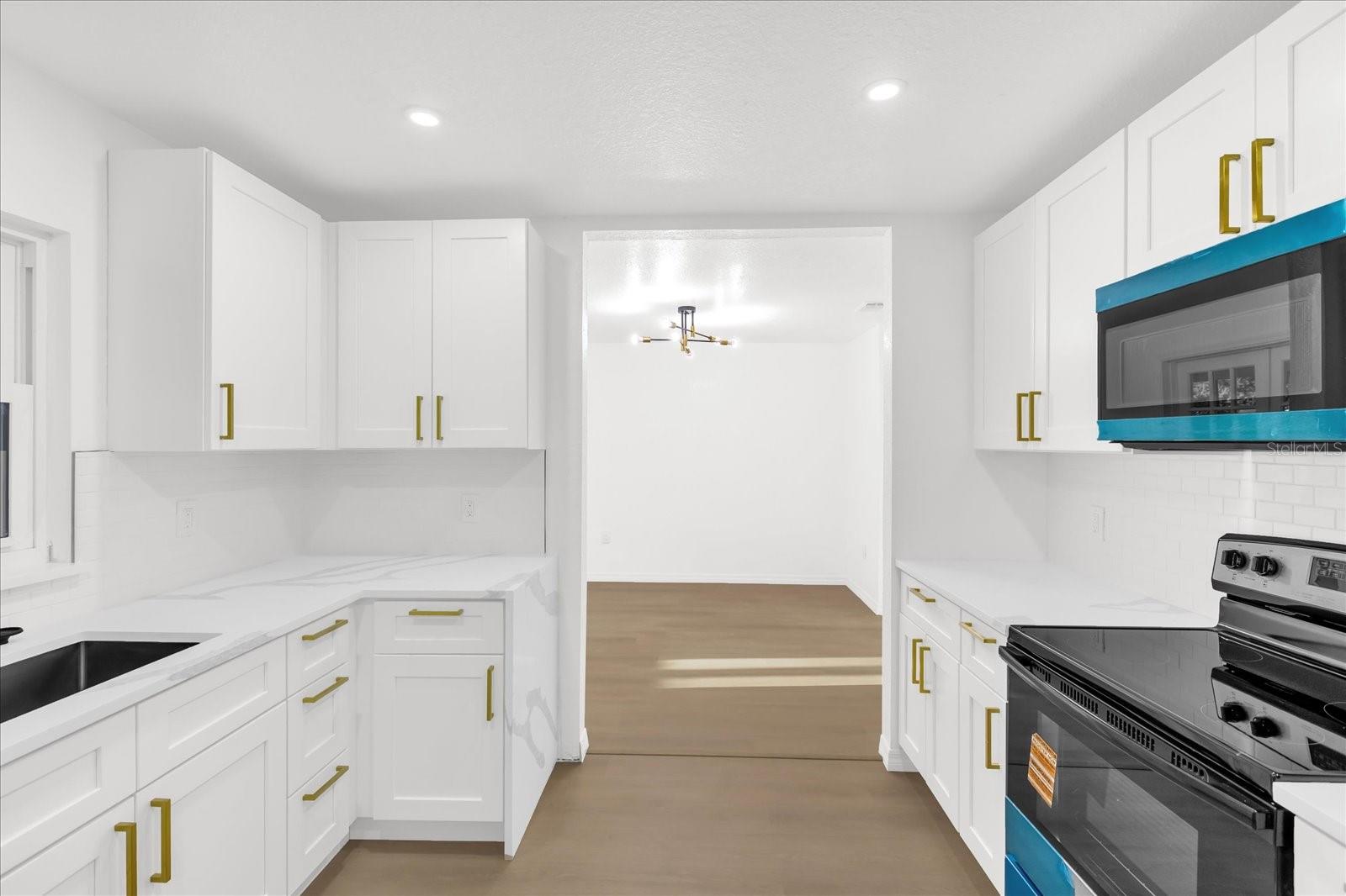 SLEEPY HOLLOW 1ST ADD - Residential