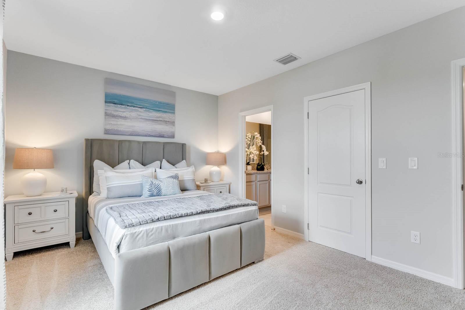 VENEZIA TOWNHOUSES - Residential