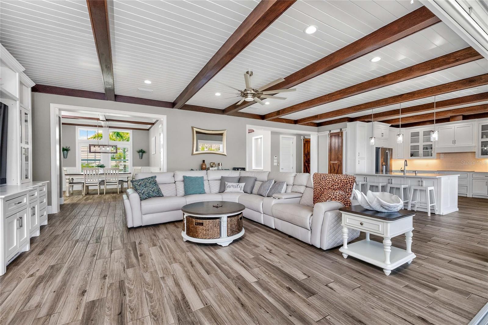 PINE COVE - Residential