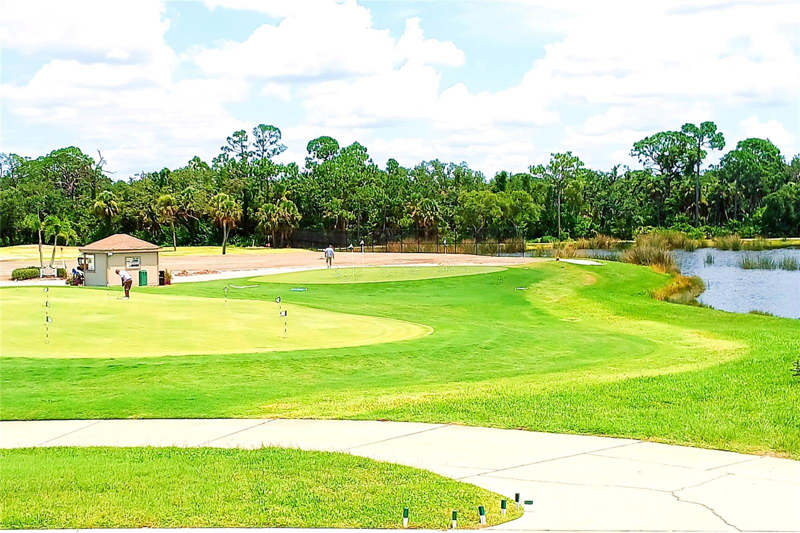 PELICAN POINTE GOLF & CNTRY CL - Residential