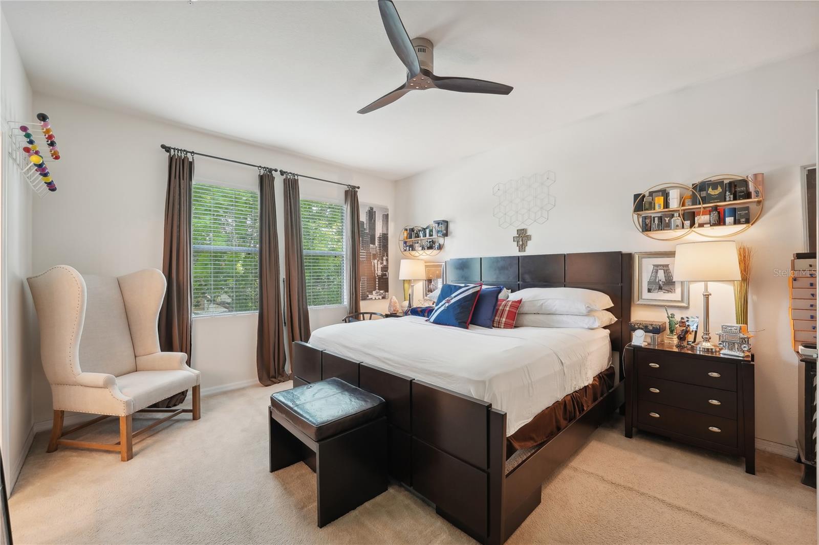 OASIS COVE I/LAKESIDE VILLAGE PH 01 - Residential