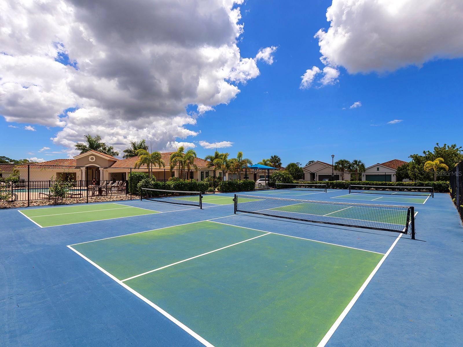 VENICE WOODLANDS - Residential