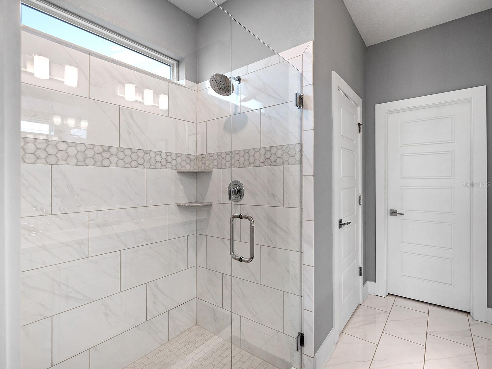 VENICE WOODLANDS - Residential