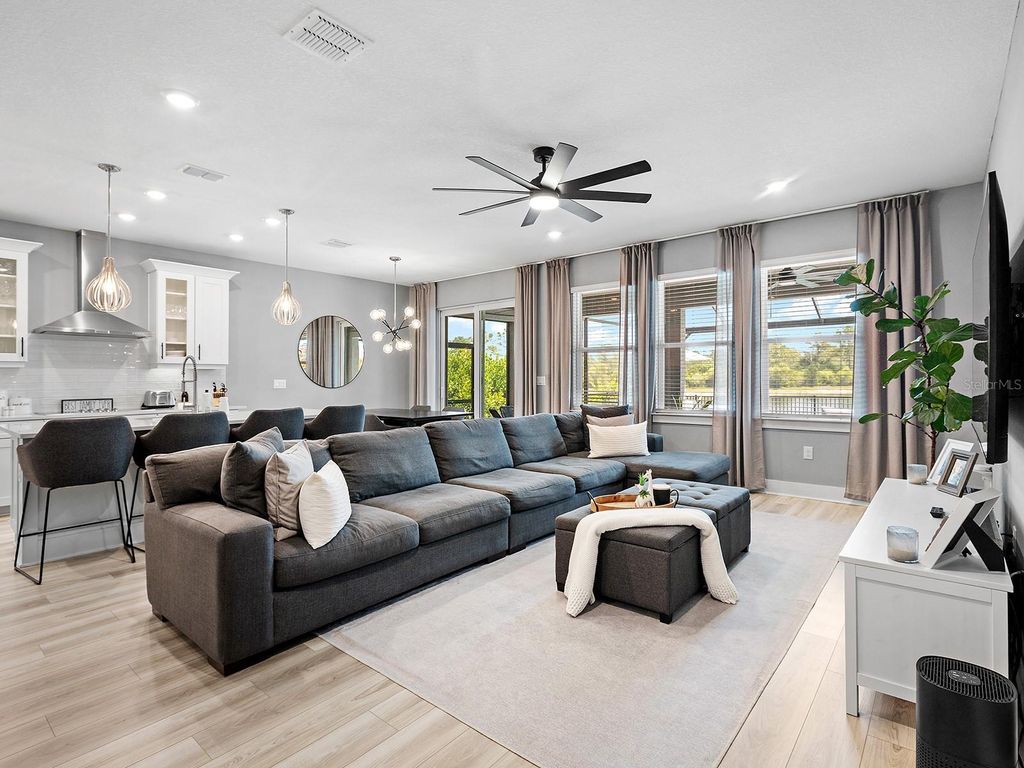 Photo of 192 Daylily Boulevard, Nokomis, FL 34275 (MLS # N6143938)