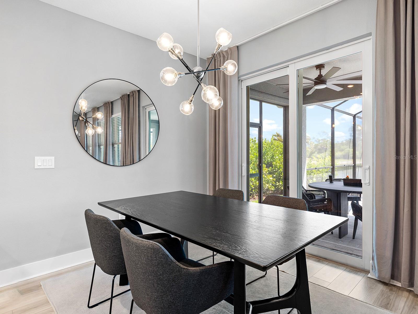 VENICE WOODLANDS - Residential