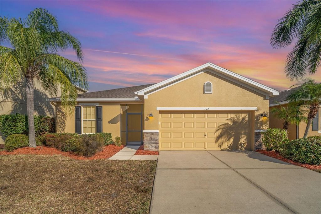 Photo of 572 Vista Ridge Drive, Ruskin, FL 33570 (MLS # O6362799)