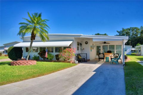 A home in AUBURNDALE