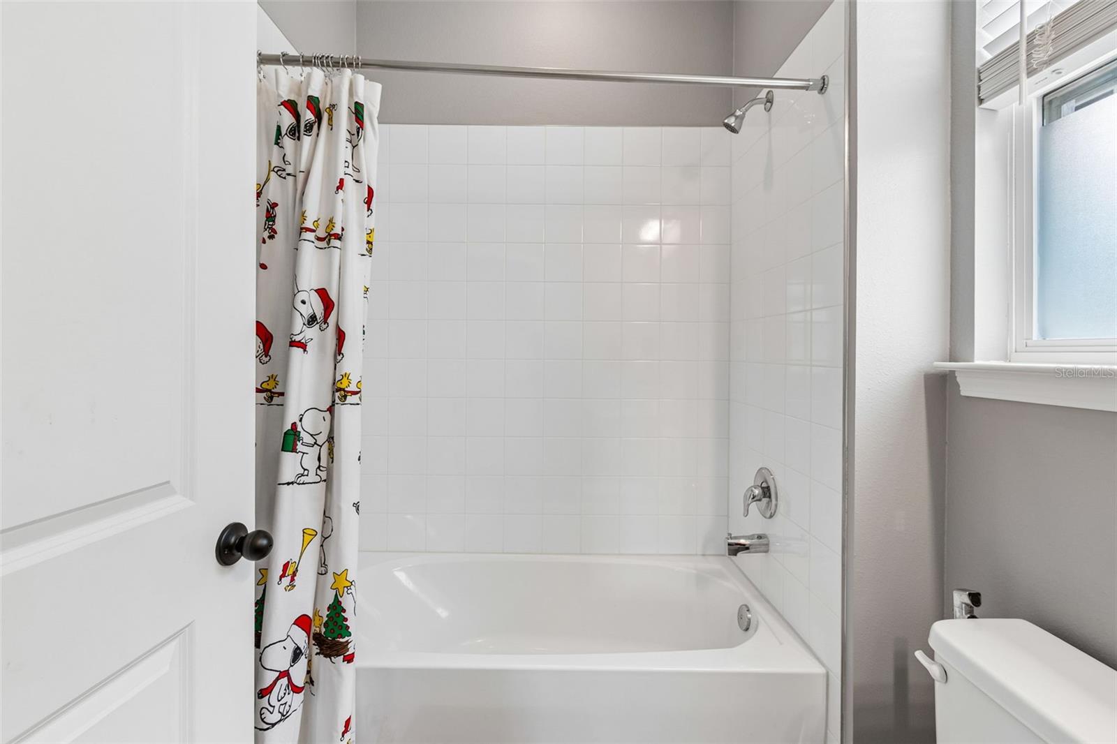 ARDMORE RESERVE PH V - Residential