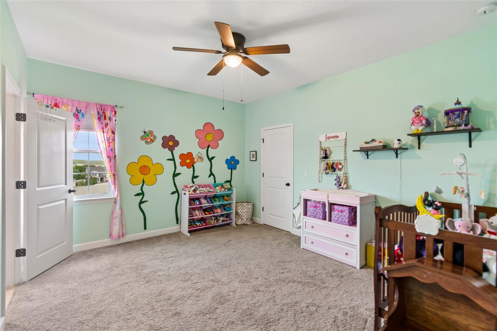 ARDMORE RESERVE PH V - Residential