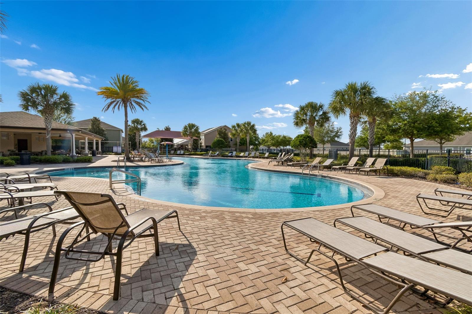 ARDMORE RESERVE PH V - Residential