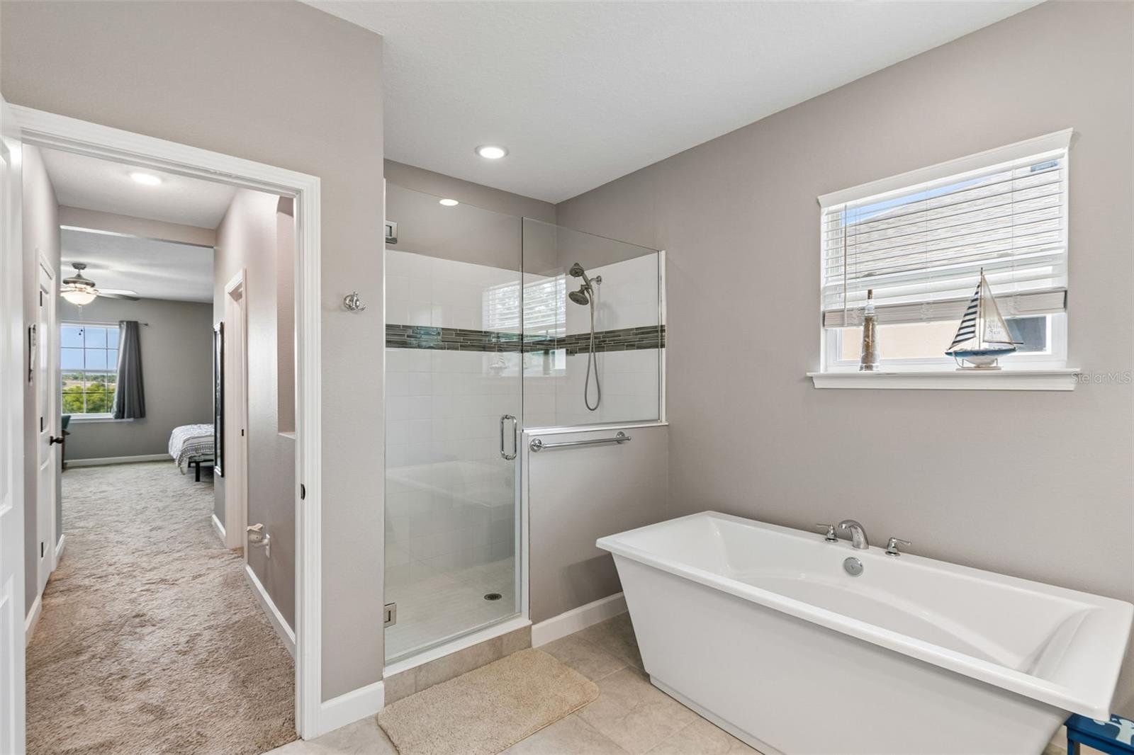 ARDMORE RESERVE PH V - Residential