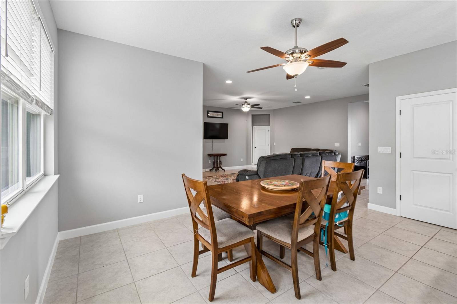 ARDMORE RESERVE PH V - Residential