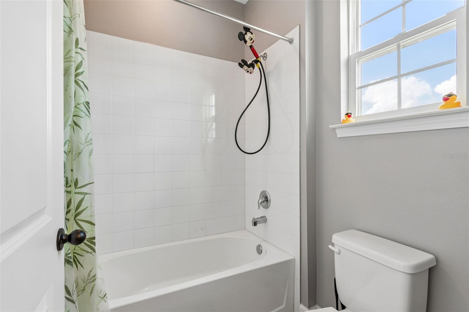 ARDMORE RESERVE PH V - Residential