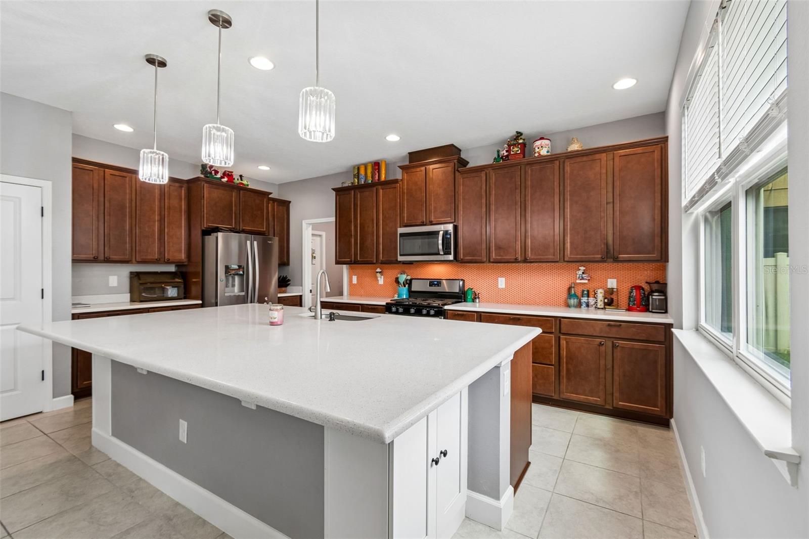 ARDMORE RESERVE PH V - Residential