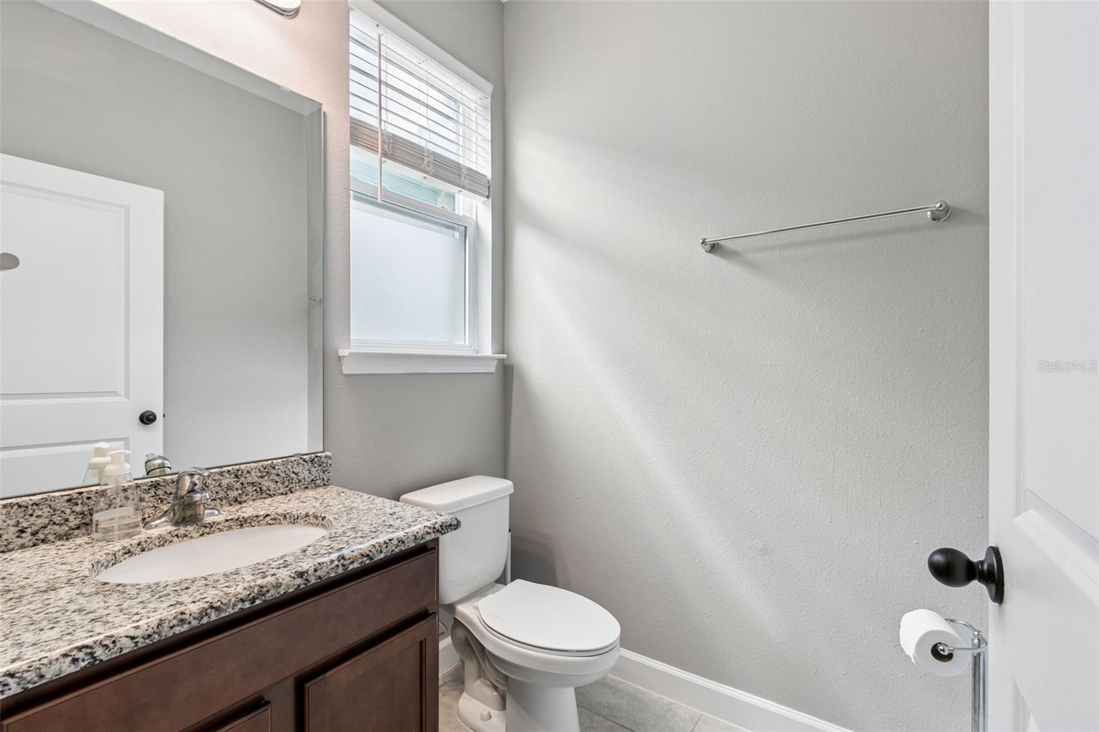 ARDMORE RESERVE PH V - Residential