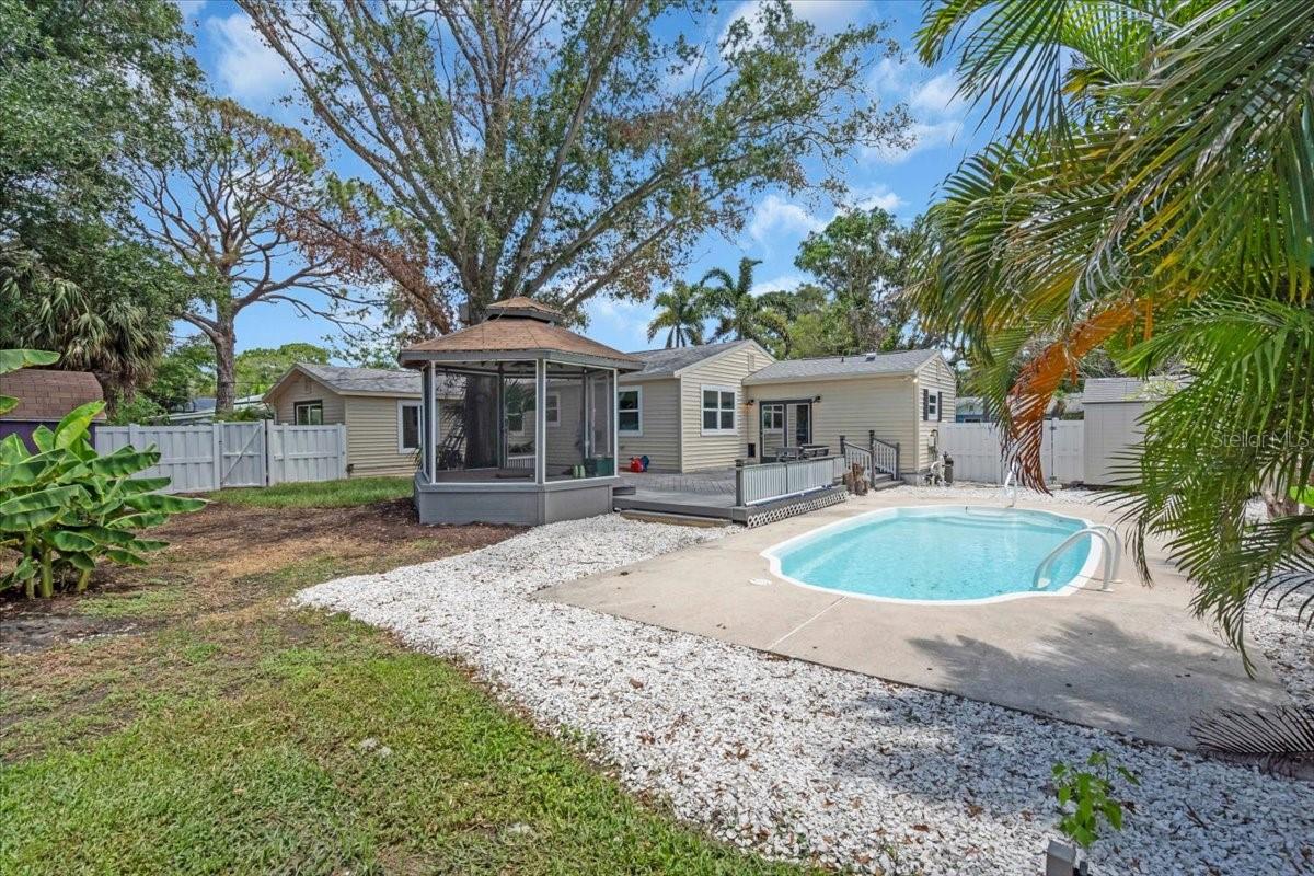 BURNS F J REALTY COS REV - Residential