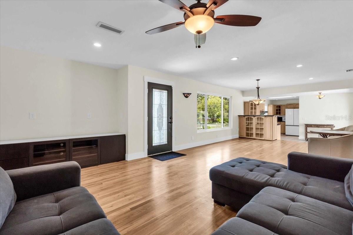 2801 TIFTON STREET S