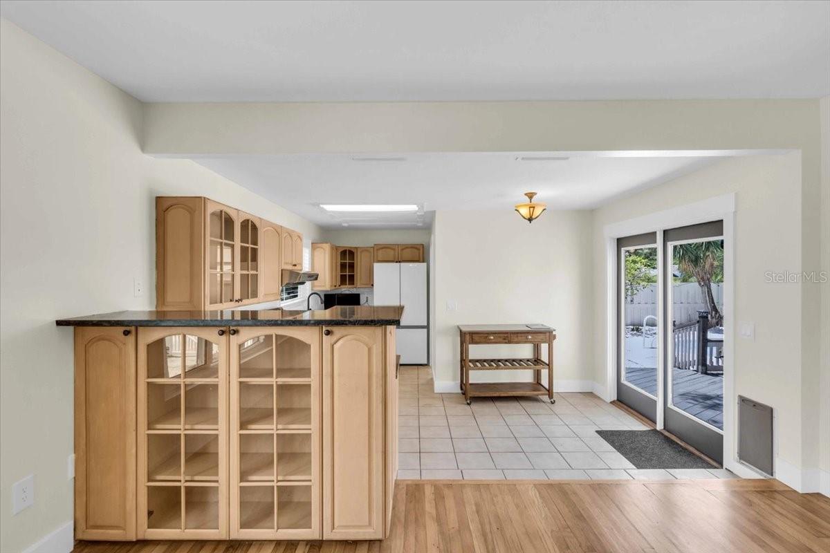 BURNS F J REALTY COS REV - Residential