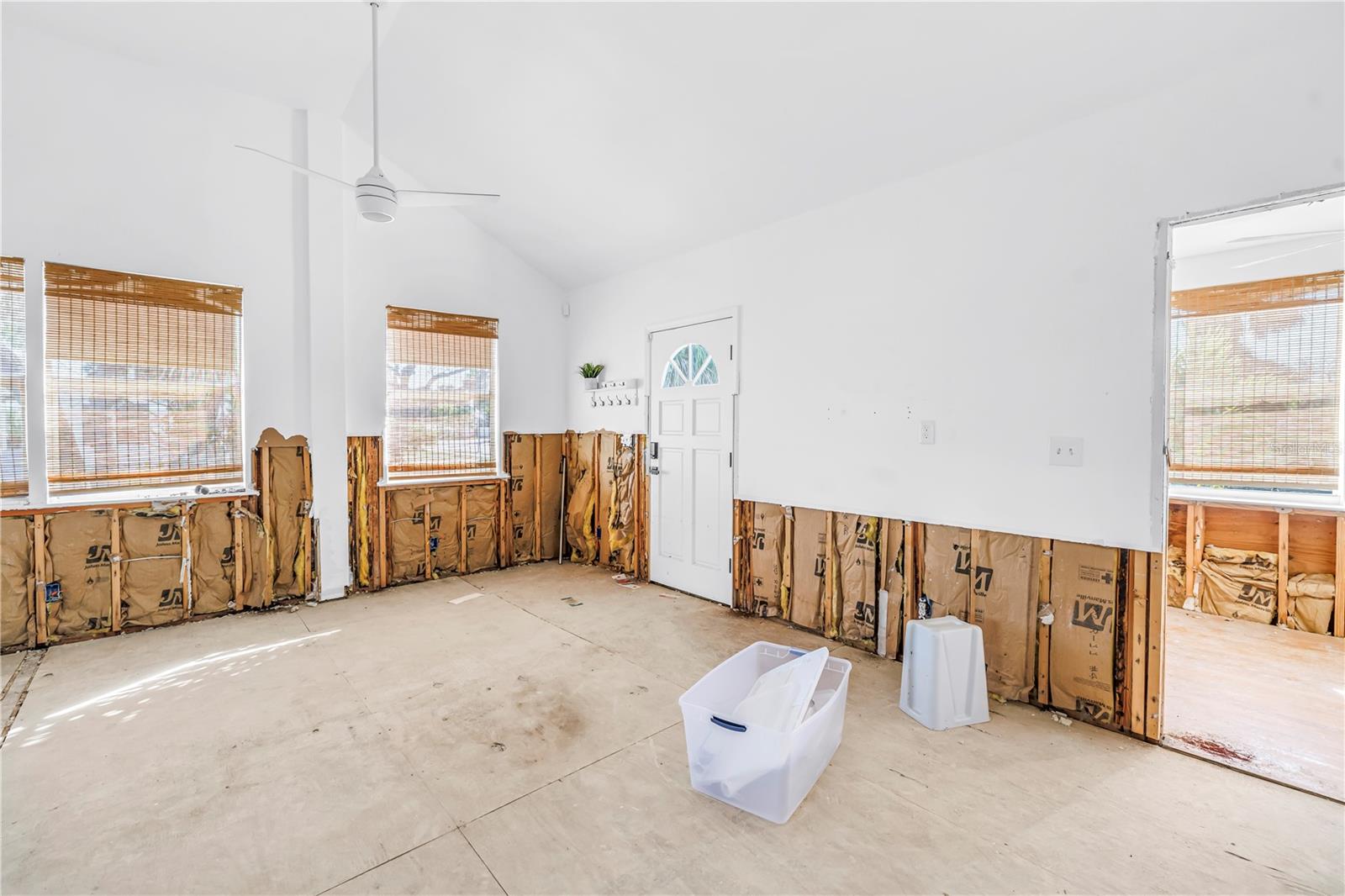 NORTH UNIT 1 - Residential