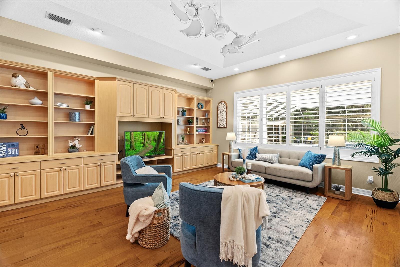 OAK RIDGE - Residential