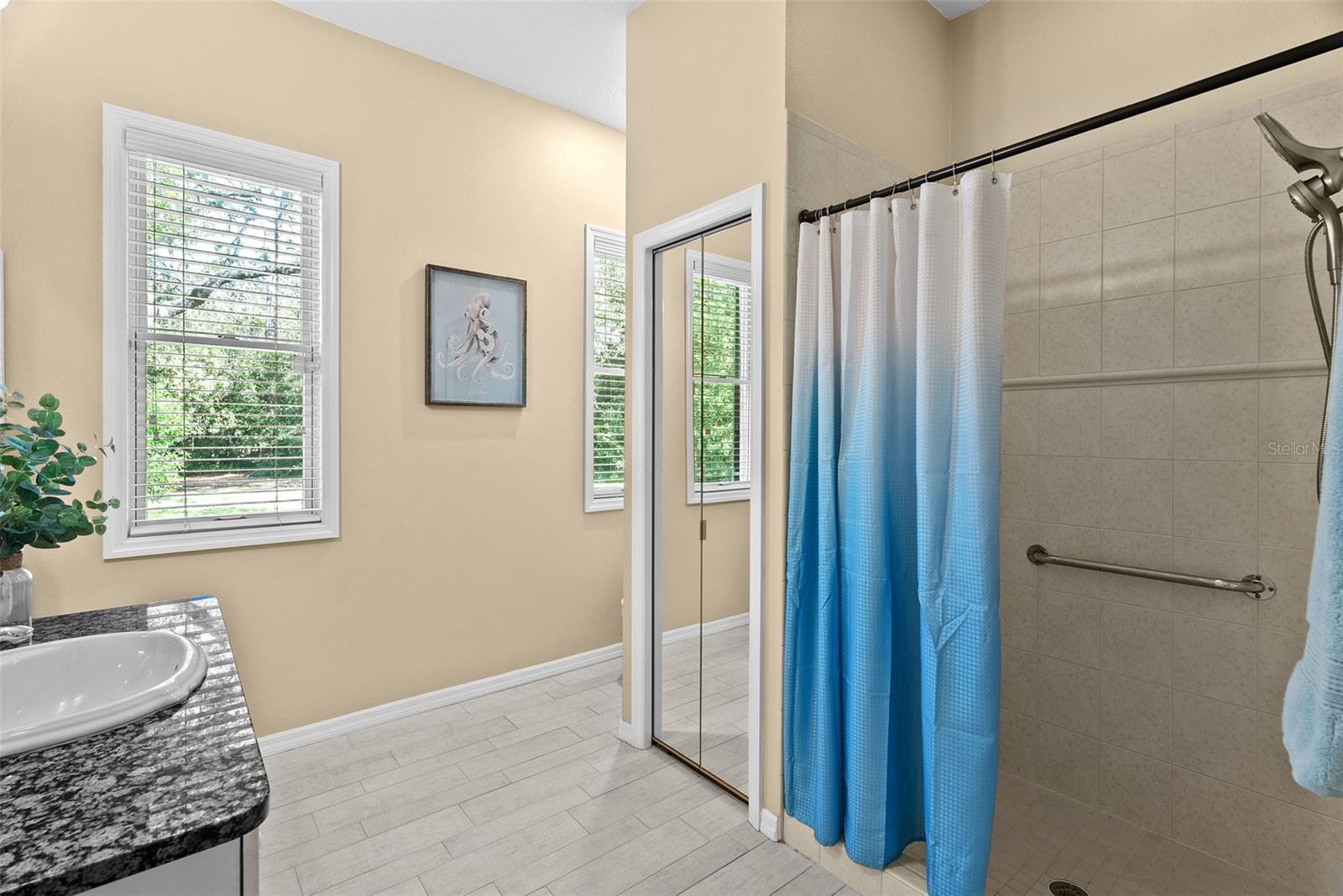 OAK RIDGE - Residential