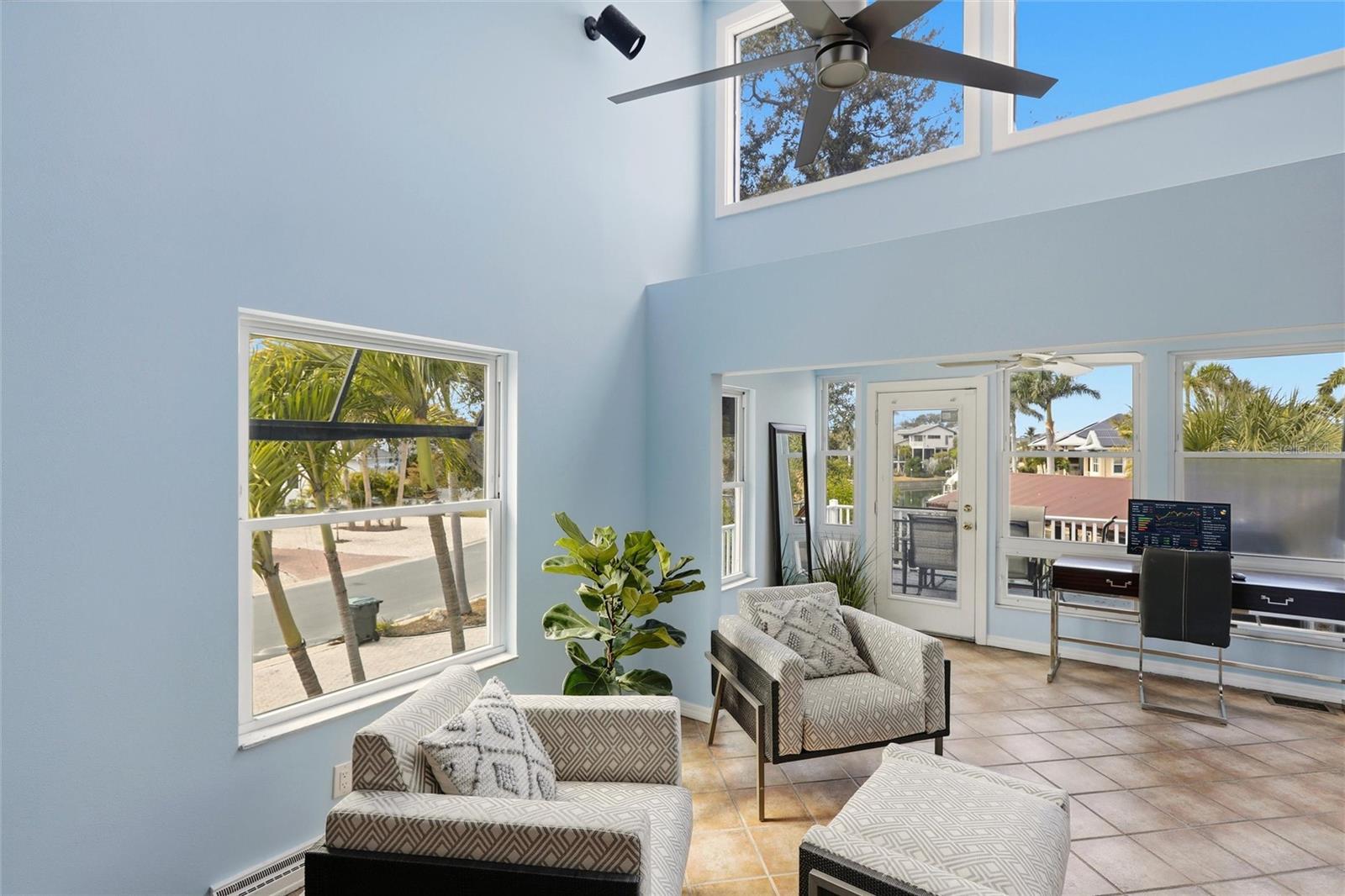 SIESTAS BAYSIDE WATERSIDE EAST - Residential