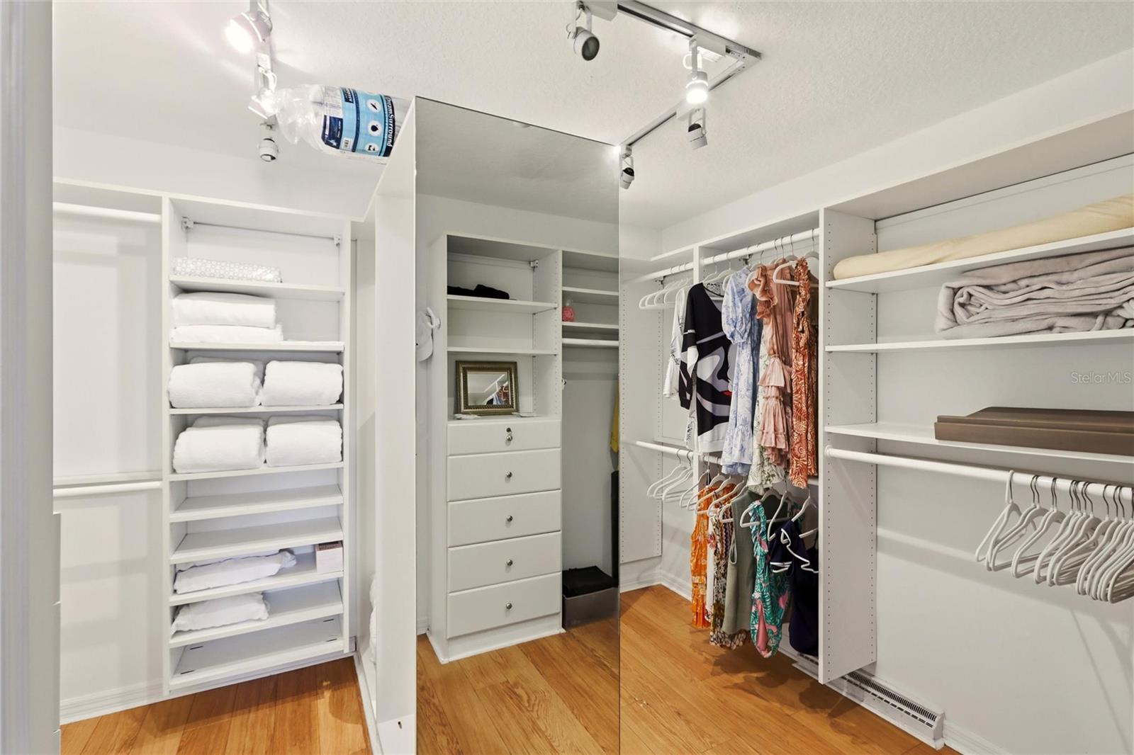 SIESTAS BAYSIDE WATERSIDE EAST - Residential