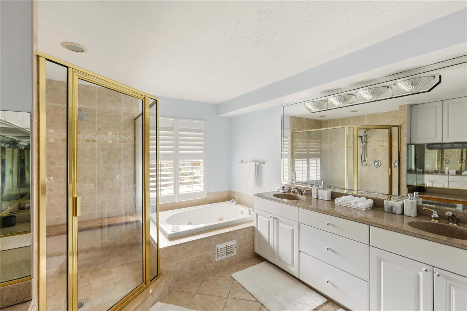 SIESTAS BAYSIDE WATERSIDE EAST - Residential