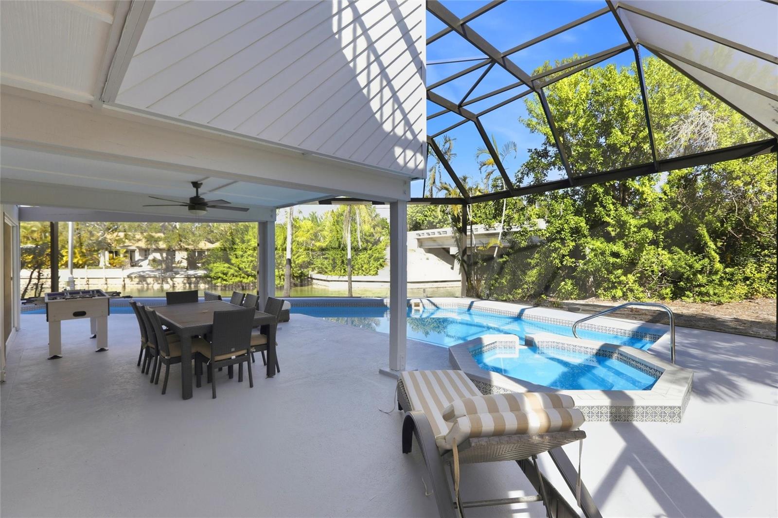 SIESTAS BAYSIDE WATERSIDE EAST - Residential