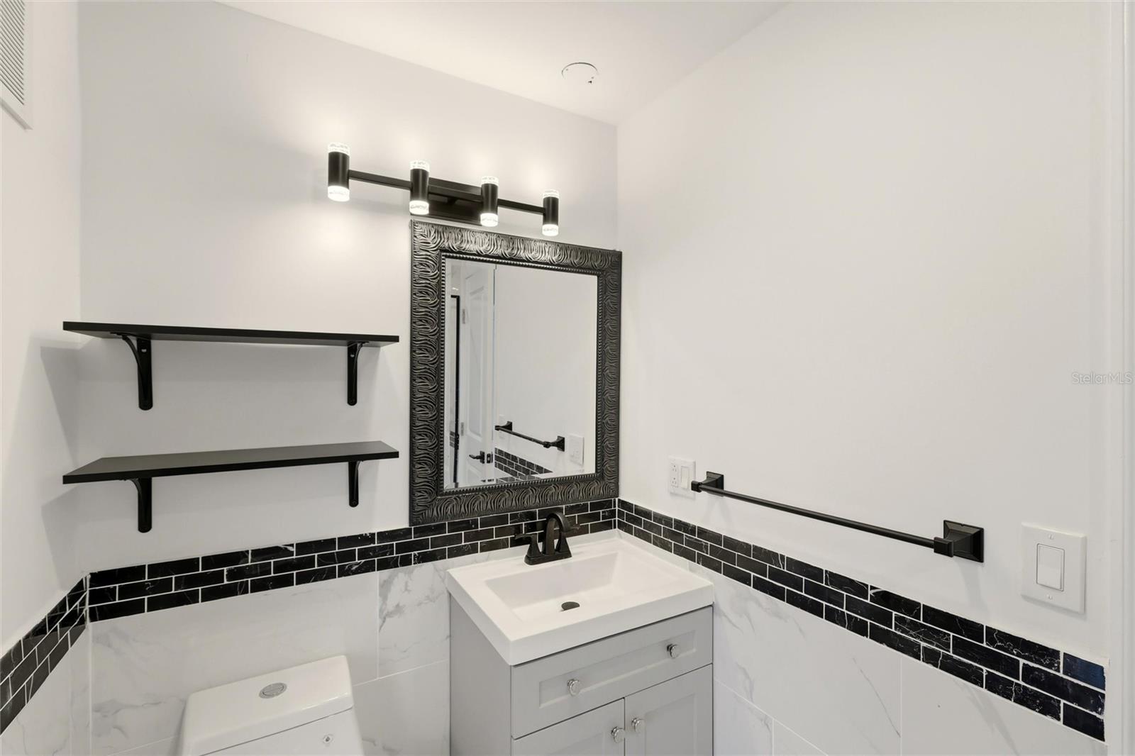 SIESTAS BAYSIDE WATERSIDE EAST - Residential