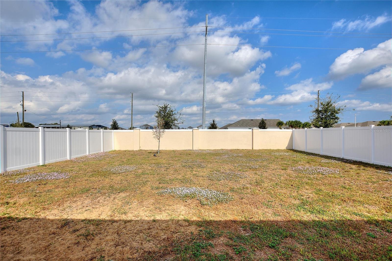 LAUREL GLEN - Residential