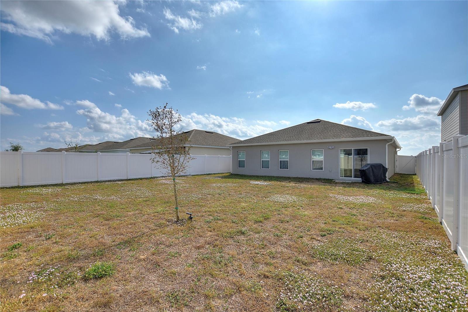 LAUREL GLEN - Residential