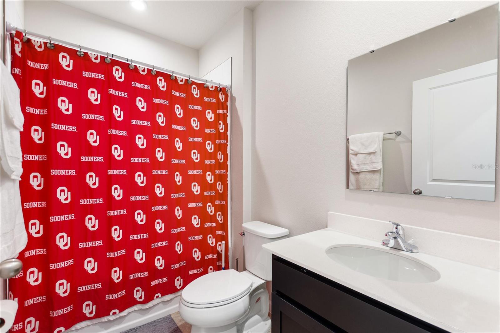 LAUREL GLEN - Residential