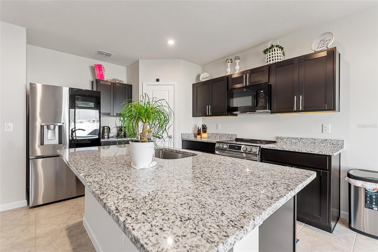 LAUREL GLEN - Residential