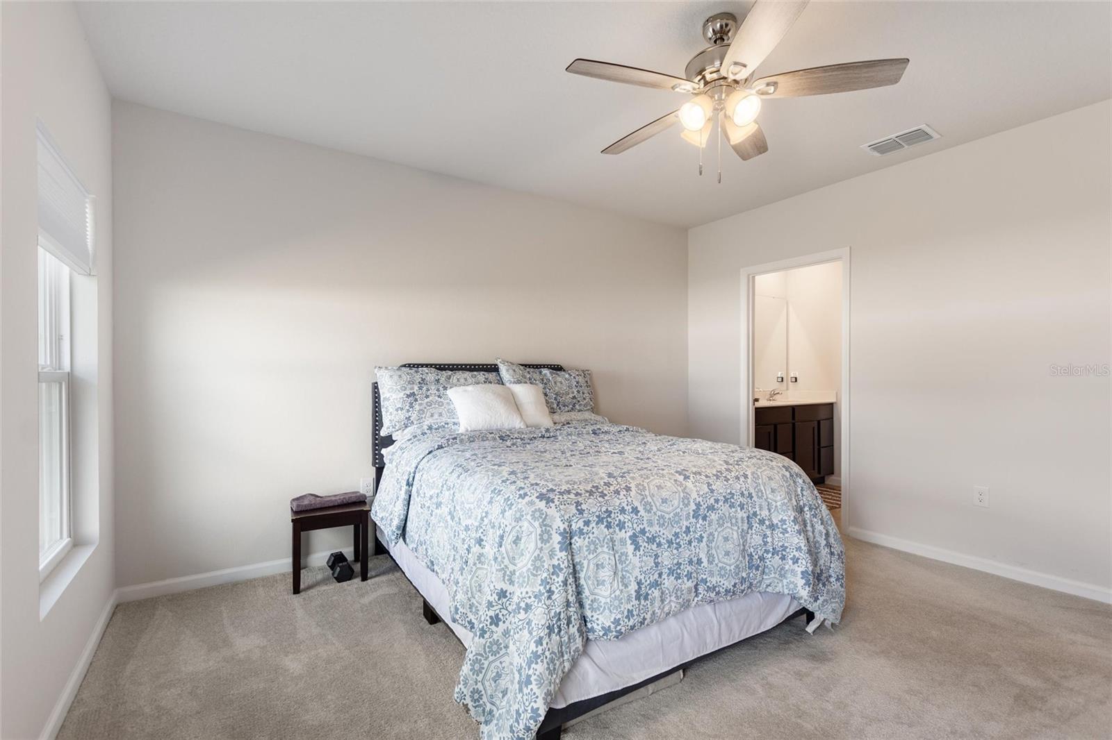 LAUREL GLEN - Residential