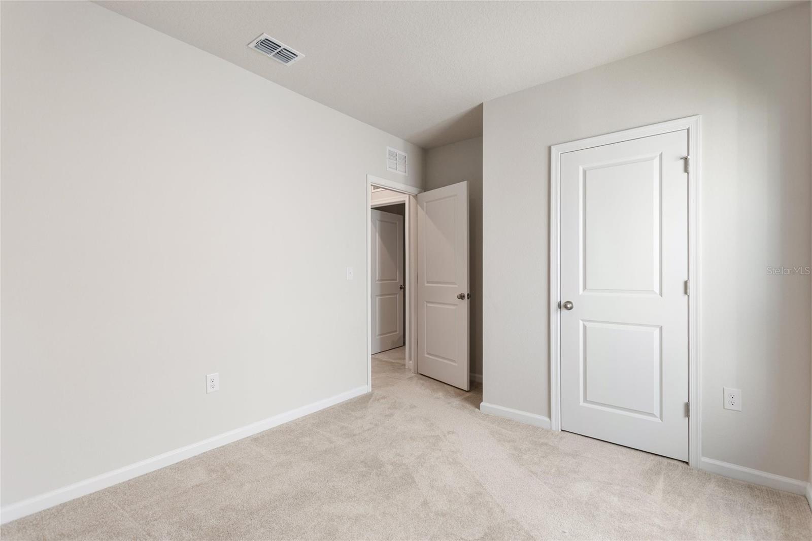 LAUREL GLEN - Residential